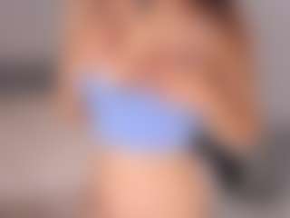 Live cam show with Delly - Solo on Camming Site