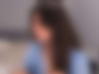Live cam show with Delly - Teen (18+) on Camsoda