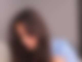 Live cam show with Delly - Teen (18+) on Camsoda