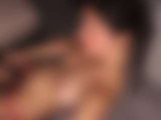 Delly's Live Sex Cam Show