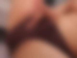 Delly's Live Sex Cam Show