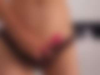 Delly's Live Sex Cam Show