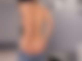 Delly's Live Sex Cam Show