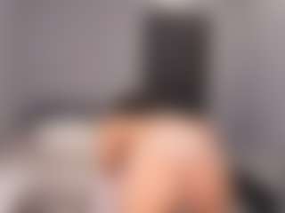 Delly's Live Sex Cam Show