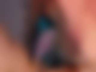 Delly's Live Sex Cam Show
