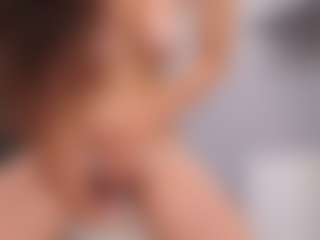 Delly's Live Sex Cam Show