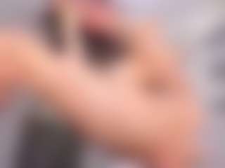 Delly's Live Sex Cam Show