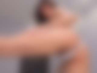 Delly's Live Sex Cam Show