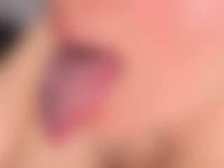 Delly's Live Sex Cam Show