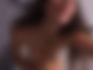 Delly's Live Sex Cam Show