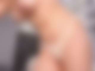 Delly's Live Sex Cam Show