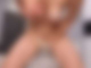 Delly's Live Sex Cam Show
