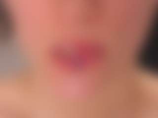 Delly's Live Sex Cam Show