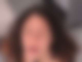 Delly's Live Sex Cam Show