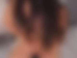 Delly's Live Sex Cam Show