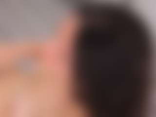 Delly's Live Sex Cam Show