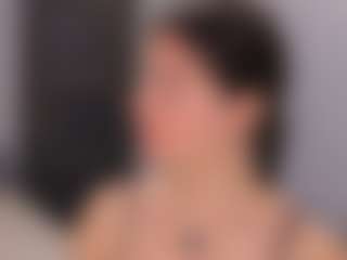 Delly's Live Sex Cam Show