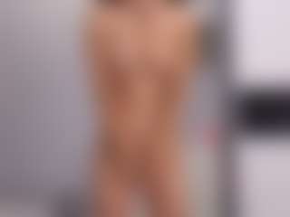 Delly's Live Sex Cam Show