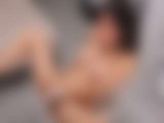 Delly's Live Sex Cam Show
