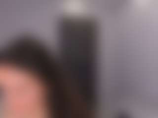 Live cam show with Delly - Solo on Camsoda