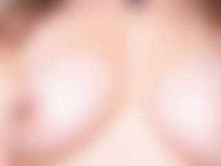 Spettacolo in cam dal vivo con Delly - Ahegao su Camsoda