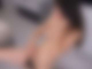 Live cam show with Delly - Dildo on SinfulBabes