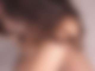 Delly's Live Sex Cam Show