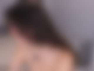 Delly's Live Sex Cam Show
