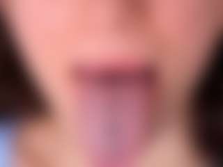 Delly's Live Sex Cam Show