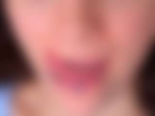 Delly's Live Sex Cam Show