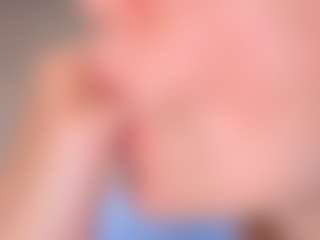 Delly's Live Sex Cam Show