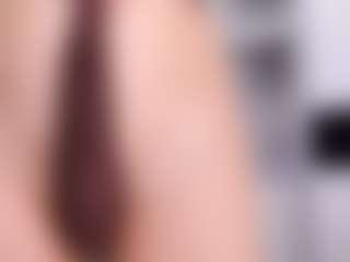 Live cam show with Delly - Twerk on SinfulBabes