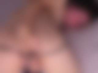 Delly's Live Sex Cam Show