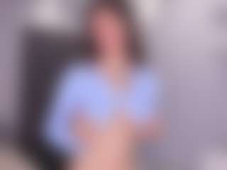 Live cam show with Delly - Full Nudity on slutload