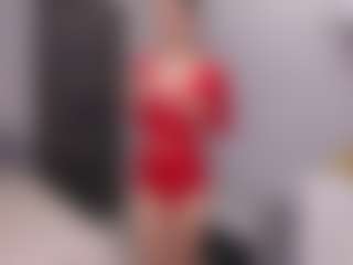 Эротическая трансляция с Delly — Athletic Strip на Camsoda