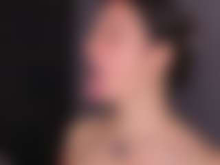 Delly's Live Sex Cam Show
