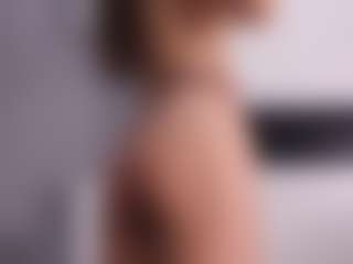 Delly's Live Sex Cam Show