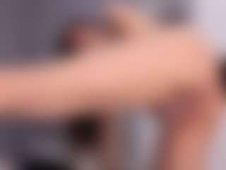 Delly's Live Sex Cam Show