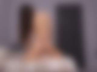 Delly's Live Sex Cam Show