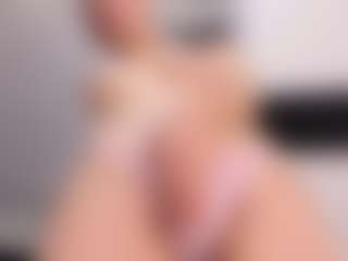 Delly's Live Sex Cam Show