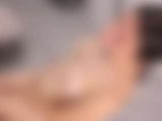 Delly's Live Sex Cam Show