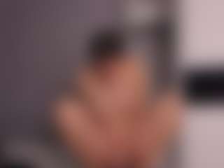 Delly's Live Sex Cam Show