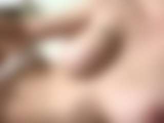 Live cam show with Sofia - Nipple Play on Camsoda