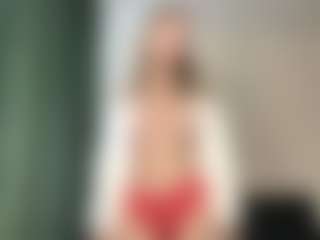 Live cam show with Sofia - Doggy on livesuperchat.net