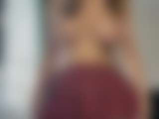 Live cam show with Sofia - Teen (18+) on Camsoda