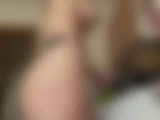 Live cam show with Sofia - Doggy on Camsoda