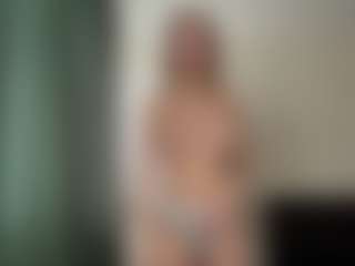 Live cam show with Sofia - Tongue on justonemore.cc