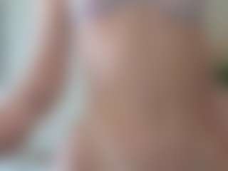 Live cam show with ElvinaBrowning - Legs on Adult Interactions