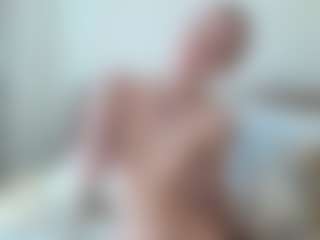 Live cam show with ElvinaBrowning - Solo Show on hrnylive.com