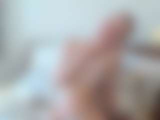 Live cam show with ElvinaBrowning - Erotic on eurowanks.com